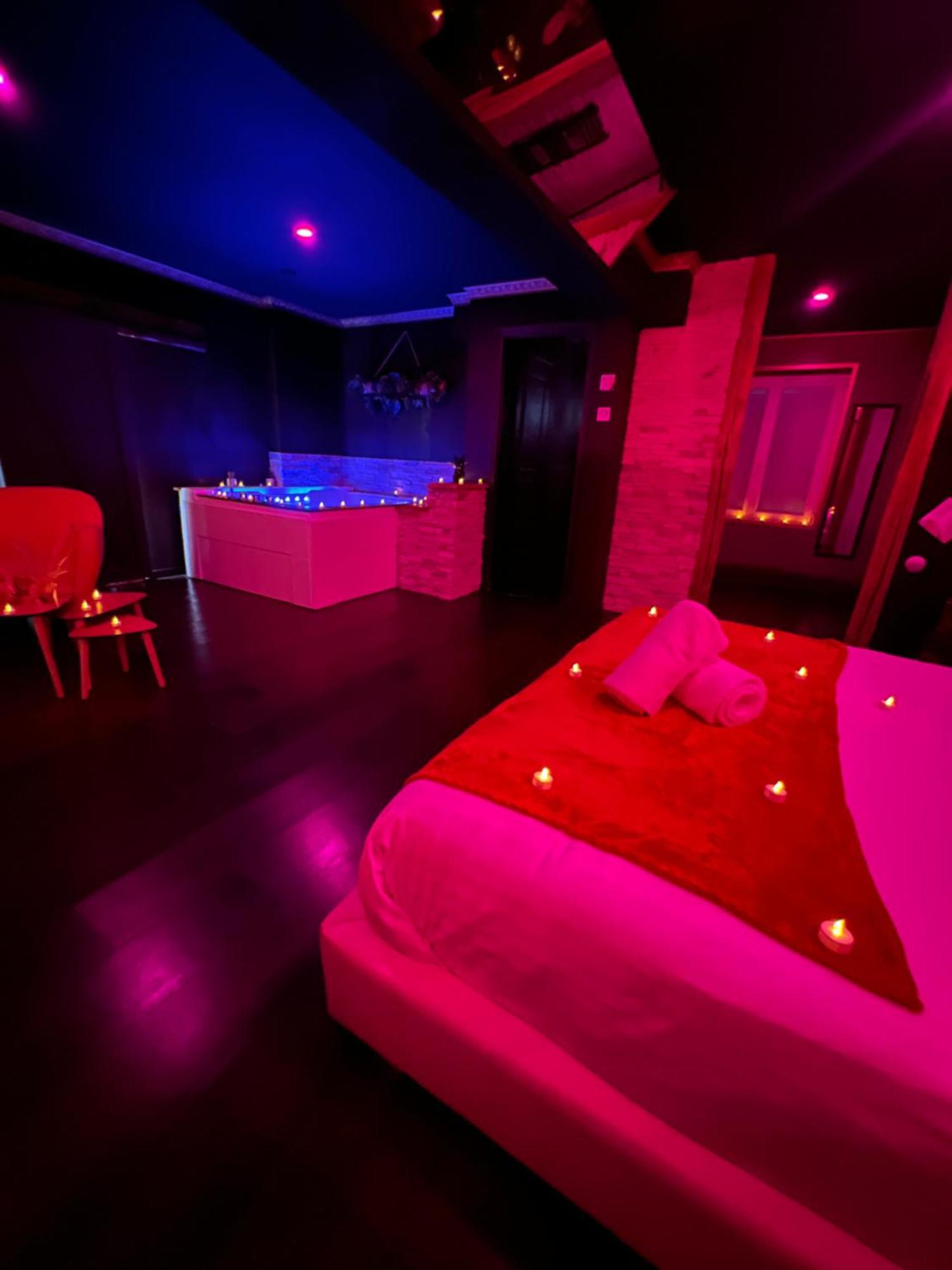 Le Lodge Des Charmes 5 Etoiles Leves Exterior foto
