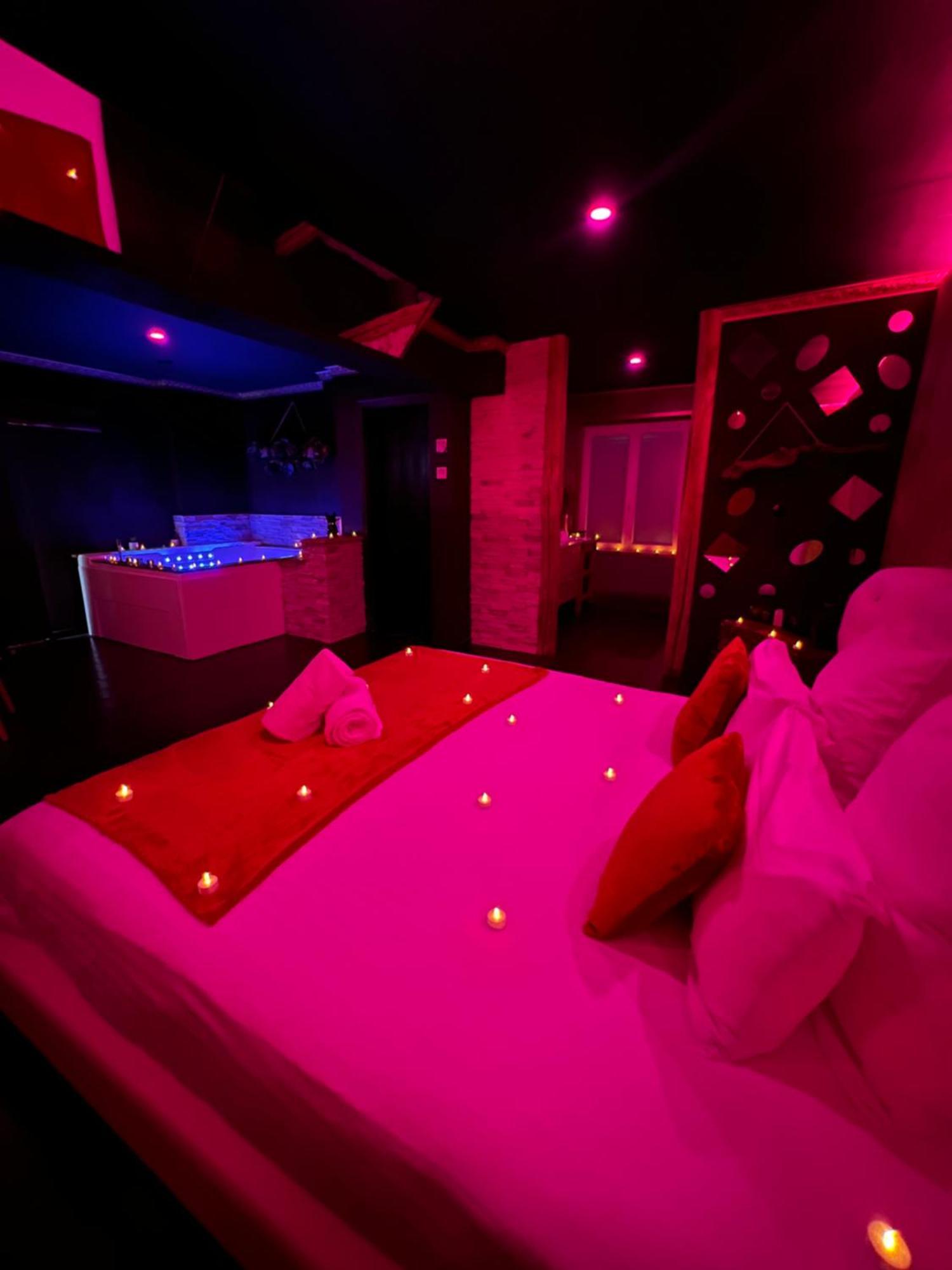 Le Lodge Des Charmes 5 Etoiles Leves Exterior foto